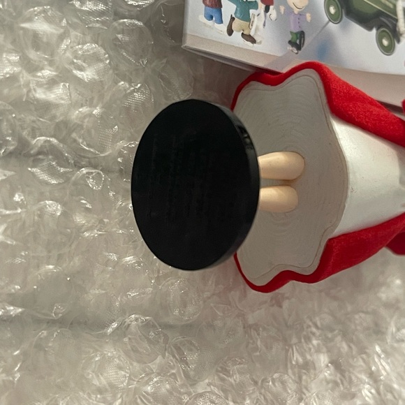 Hallmark keepsake Silken Flame ornament - Picture 5 of 7